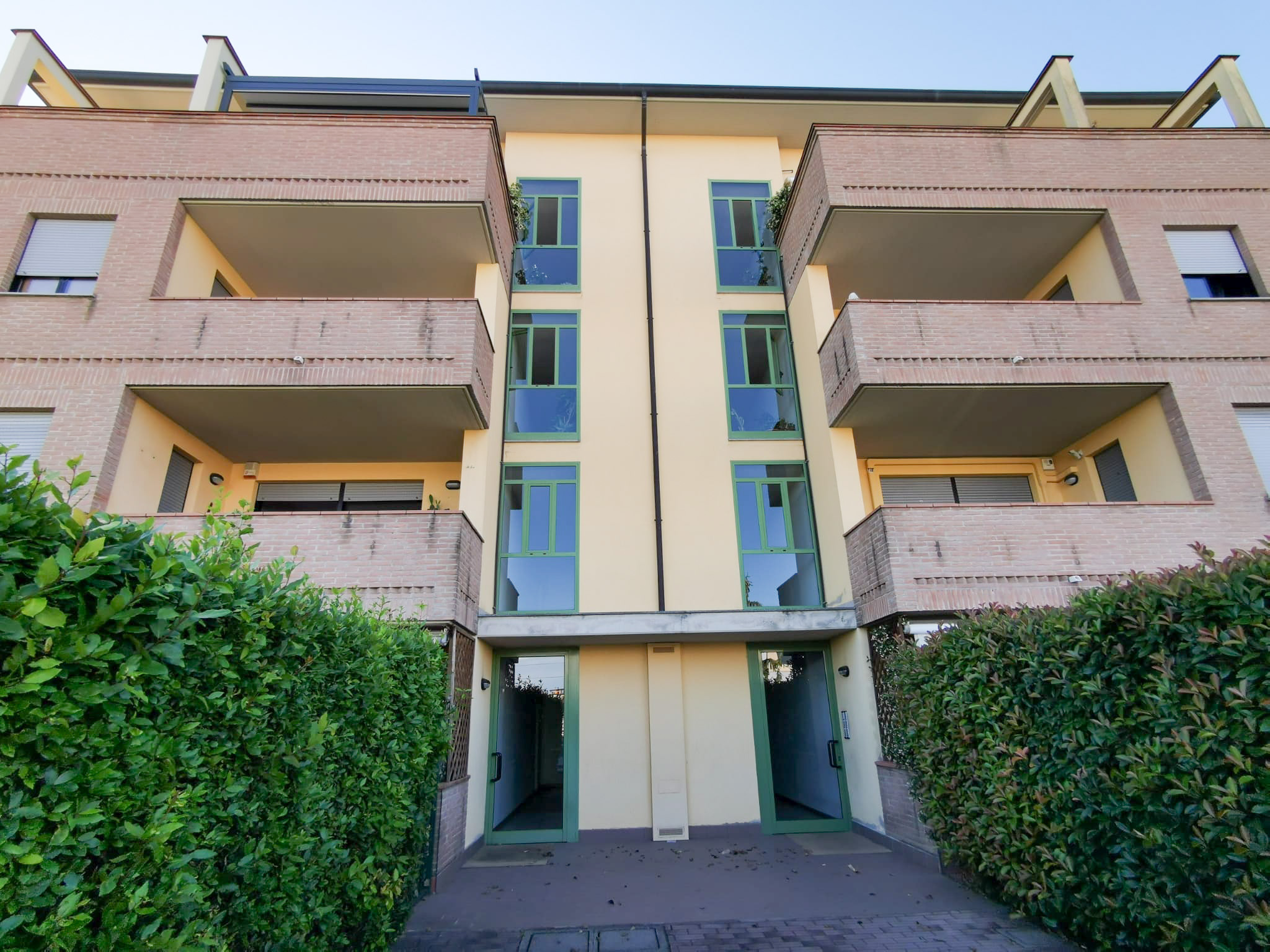 BILOCALE
